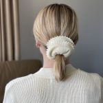 Knitted scrunchie with a crochet edge
