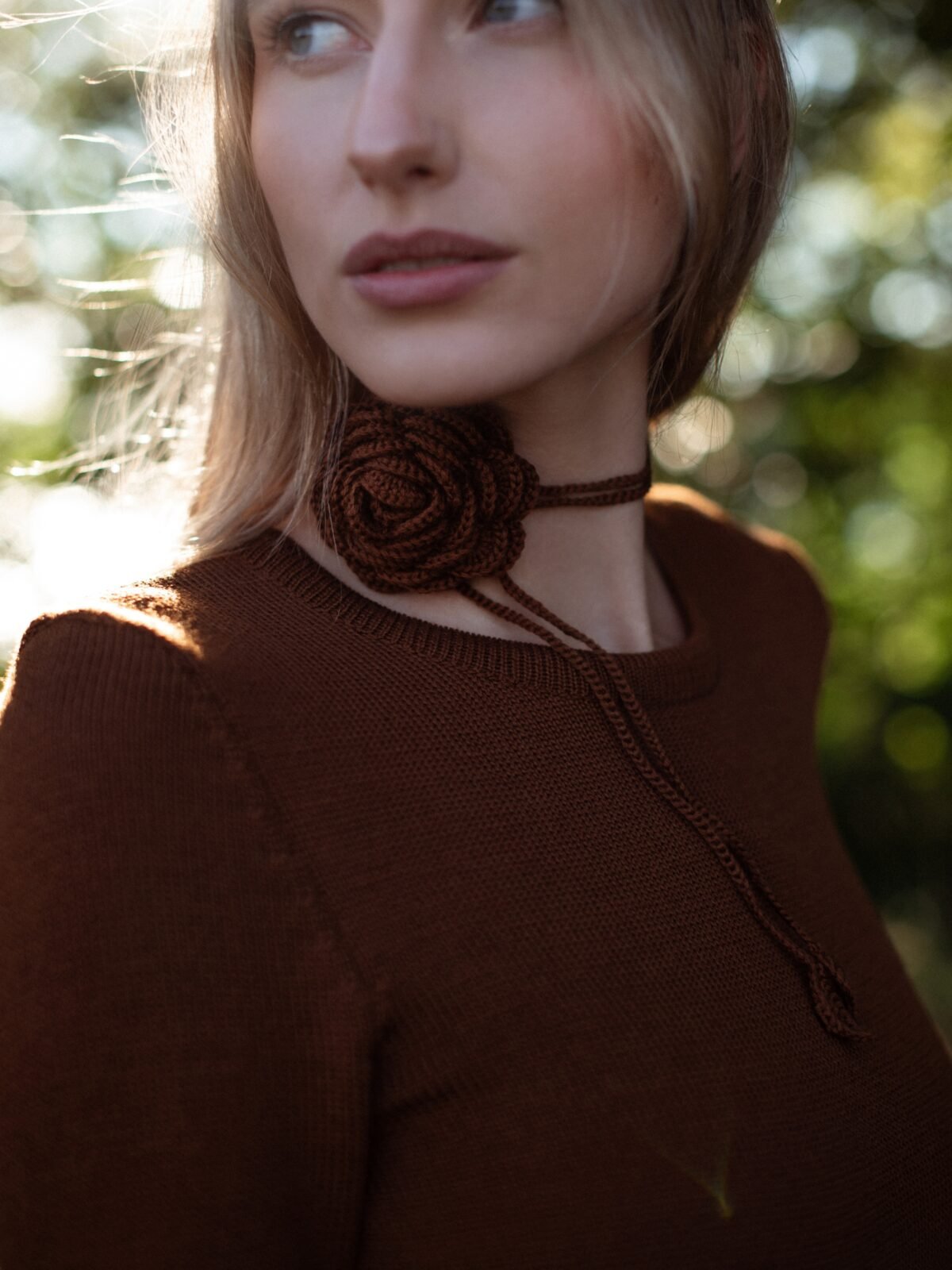 svedkauske (2 of 109) Handcrafted Merino Wool Rose Necklace in Chocolate