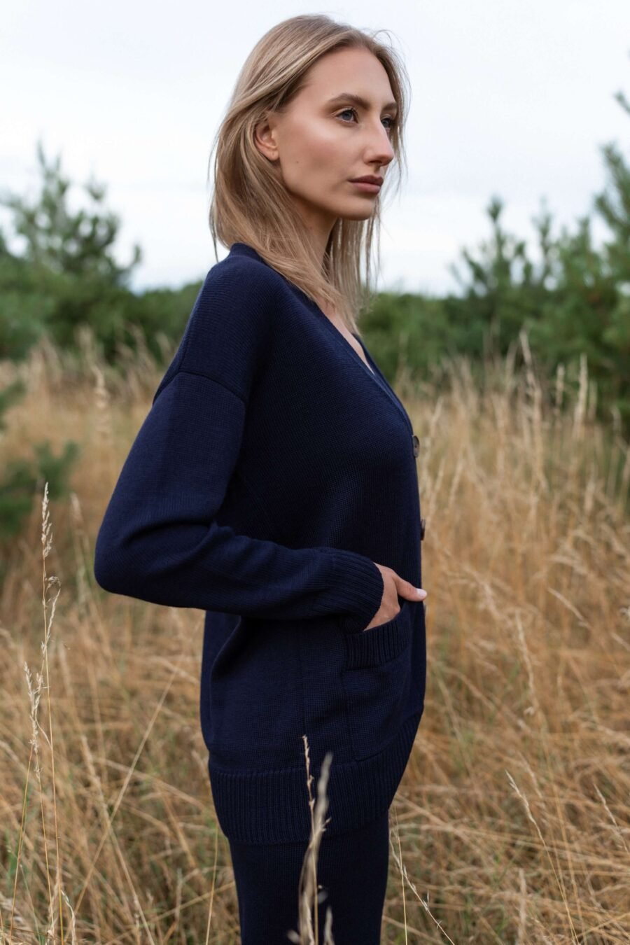 svedkauske (58 of 109) (1) Button-Up Merino Wool Cardigan