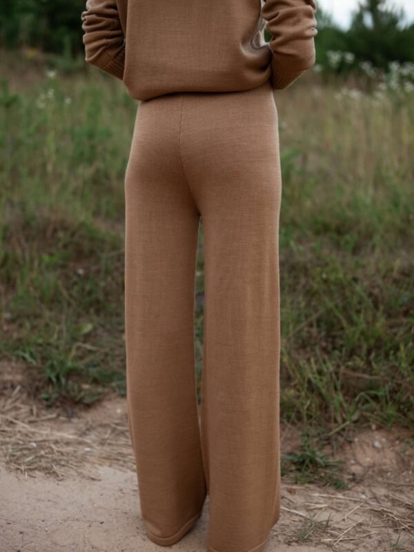 Knitted merino wool pants for women