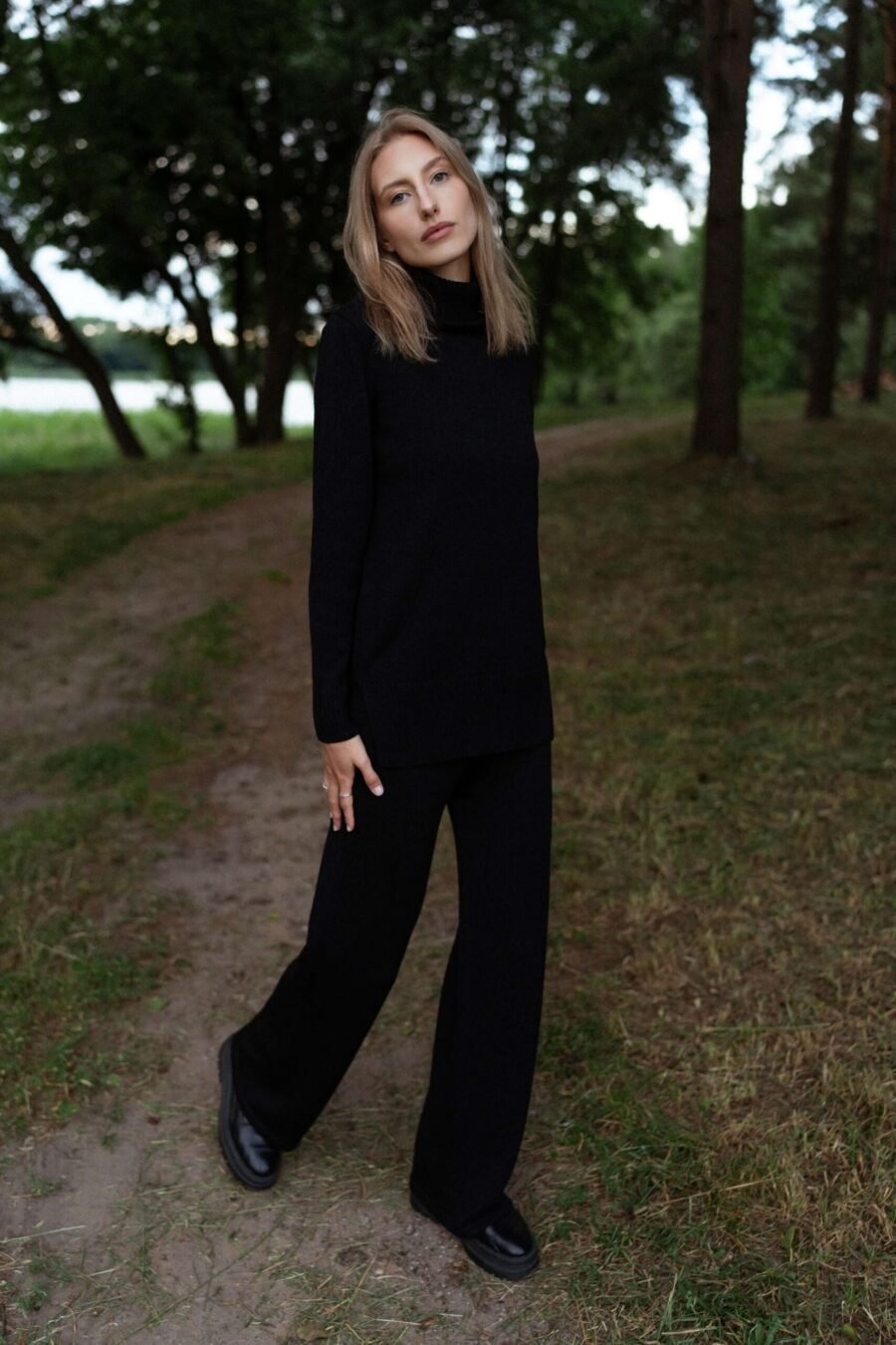 Black merino wool sweater and pants set