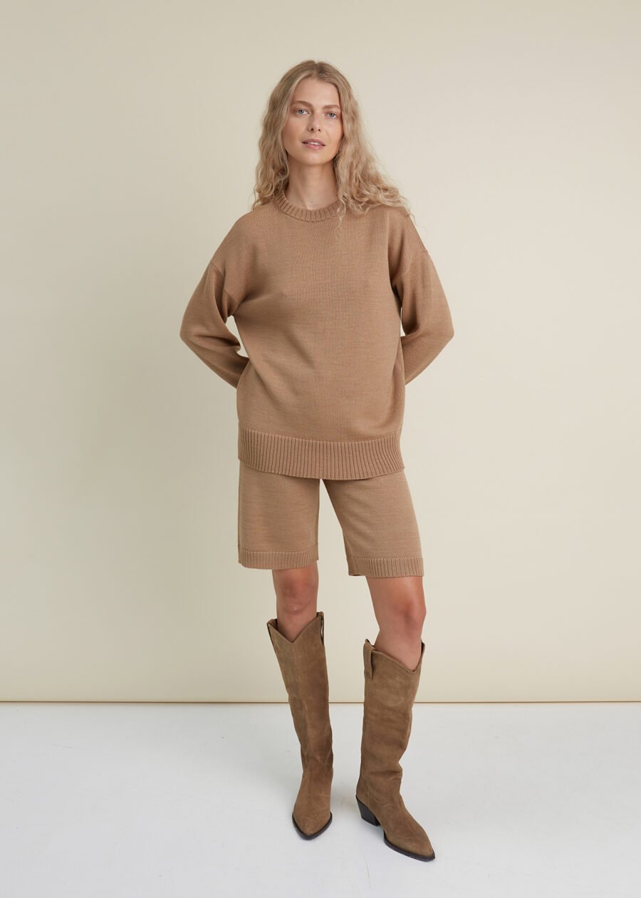08.26622643 Knitted Merino Wool Oversized Sweater and Shorts Set