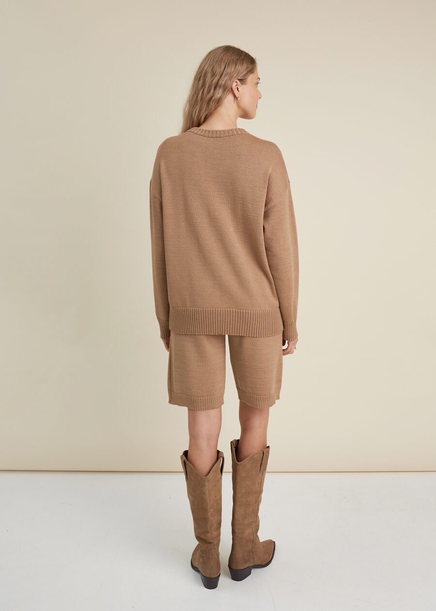 08.26622711 Knitted Merino Wool Oversized Sweater and Shorts Set