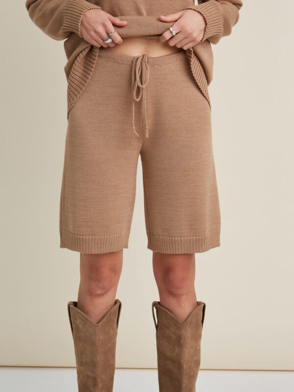 Merino wool knitted shorts