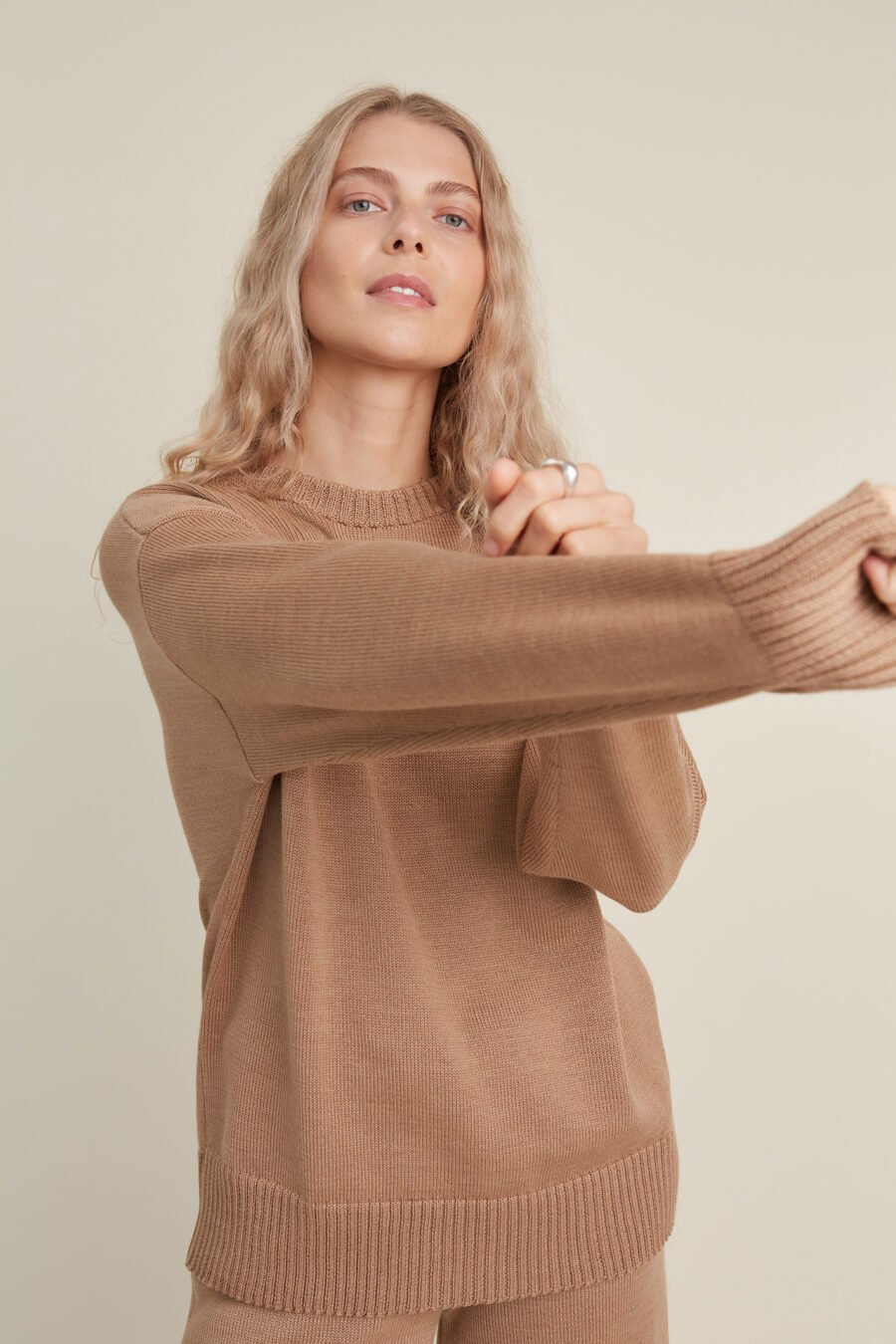 Crew neck oversized merino wool sweater