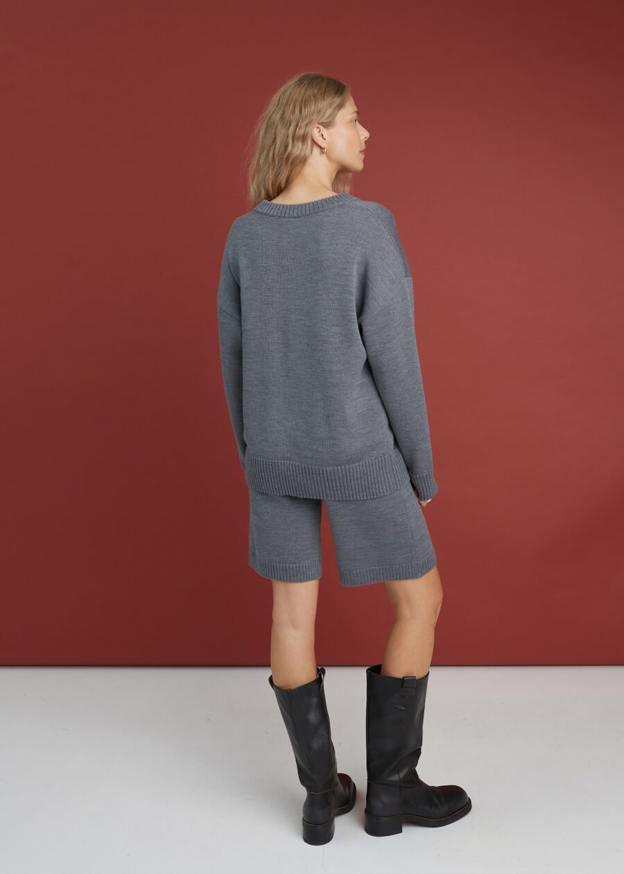 Modern minimalist merino wool knitted set
