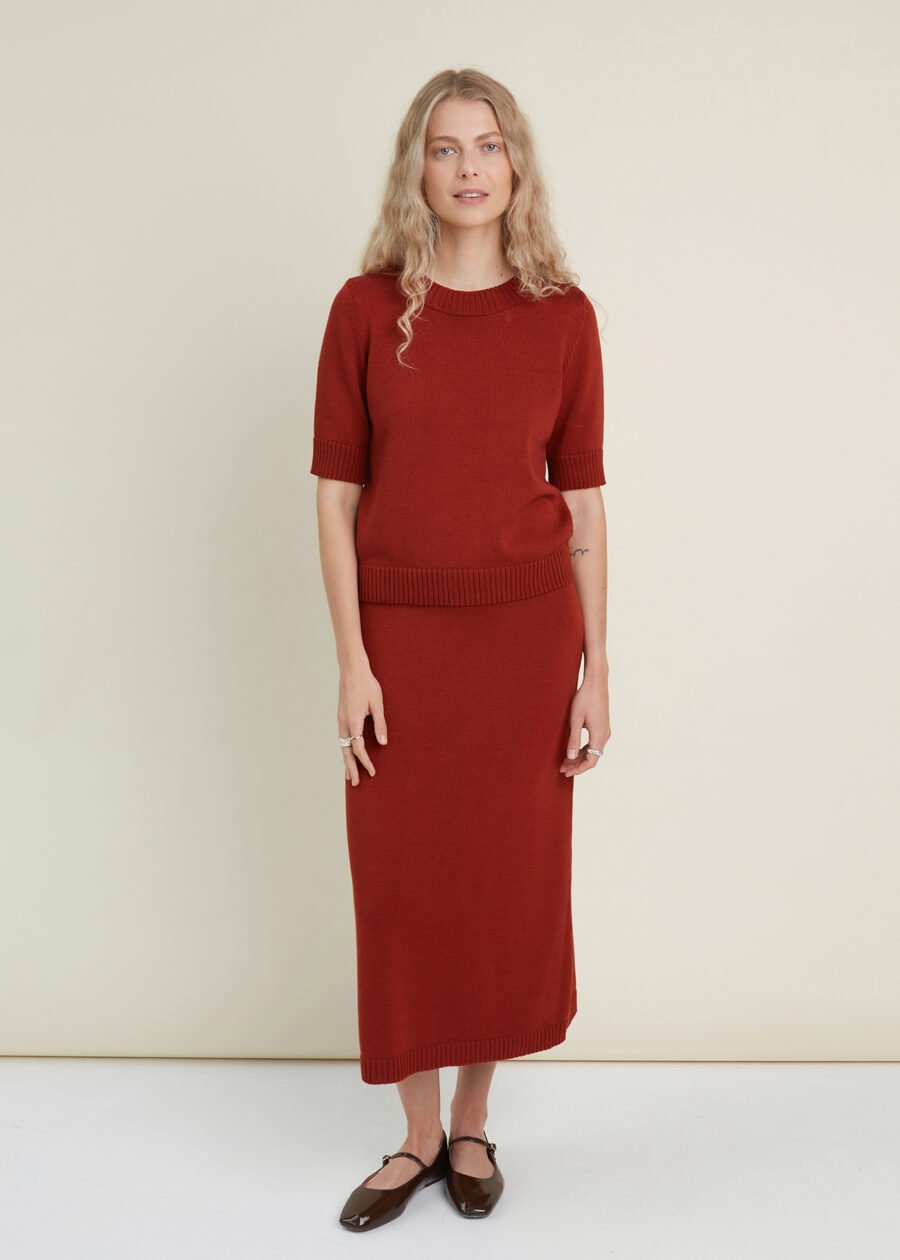 08.26621945 Merino Wool Two Piece Set with Top and Skirt in Rust
