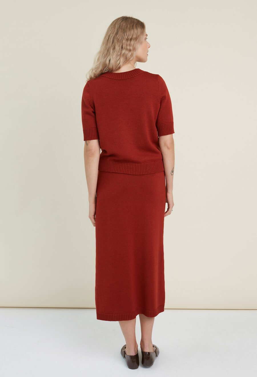 08.26621988 Merino Wool Two Piece Set with Top and Skirt in Rust