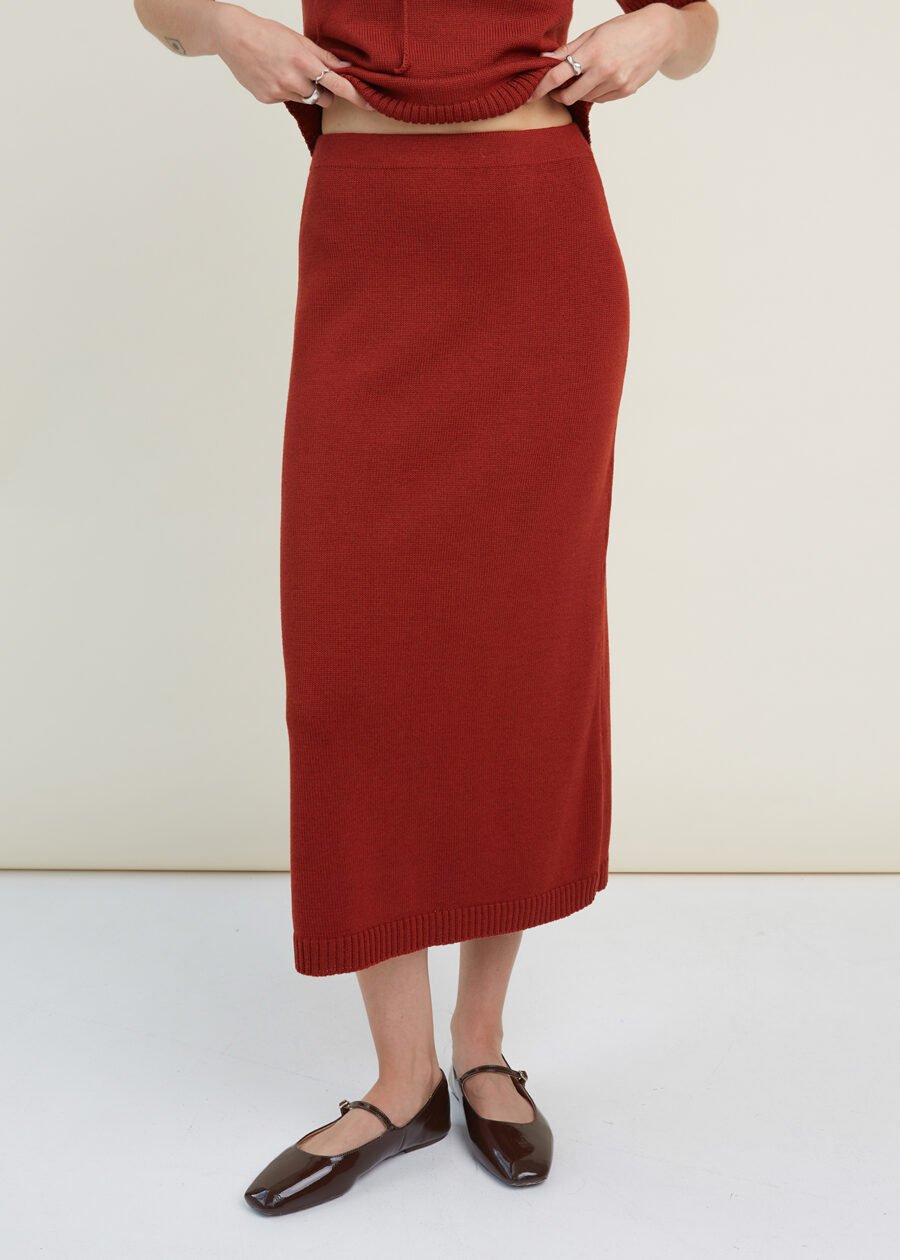 08.26622205 Merino Wool Two Piece Set with Top and Skirt in Rust