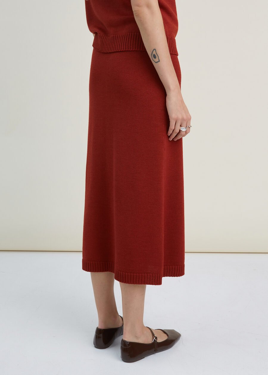 08.26622256 Knitted Merino Wool Skirt in Rust