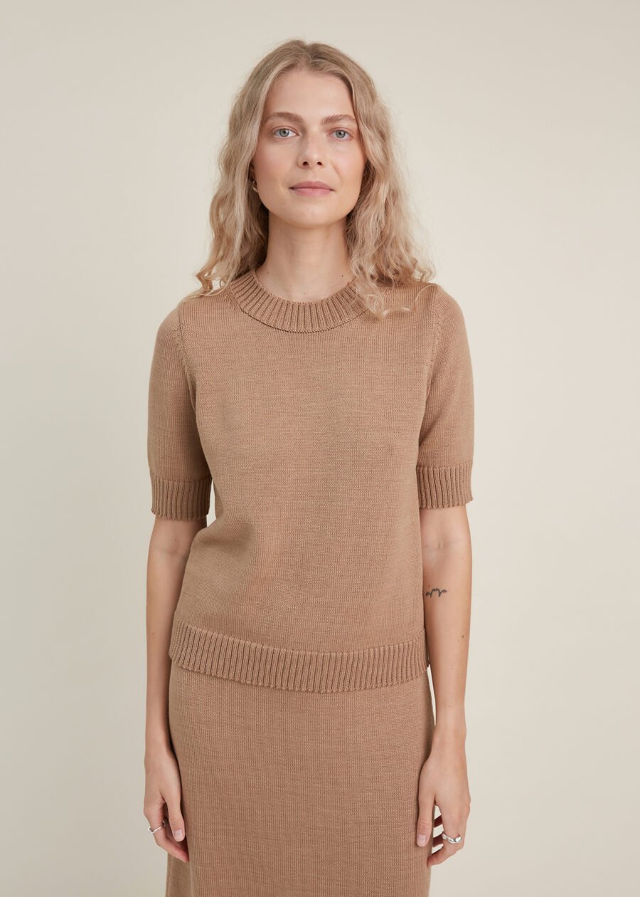 Timeless knitted merino wool short sleeve top