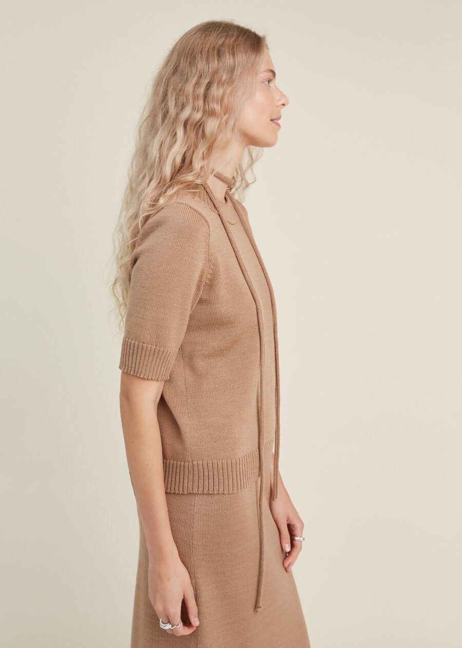 Sustainable knitted merino wool blouse