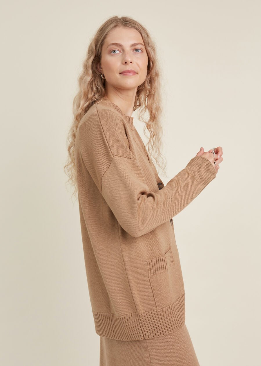 Button-Up Merino Wool Cardigan in Camel