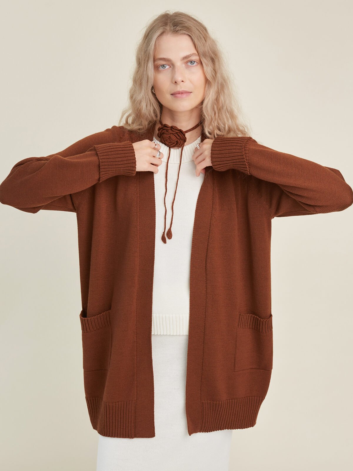 Knitted merino wool long cardigan with pockets