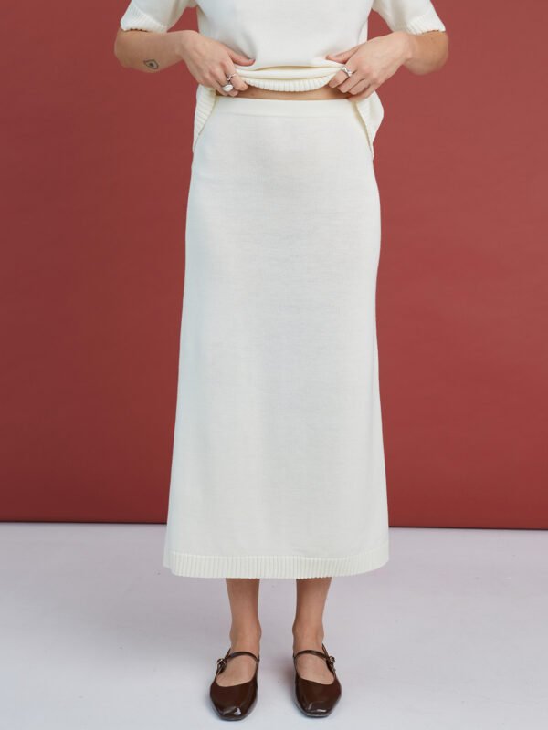 Knitted Merino Wool Skirt in Natural White
