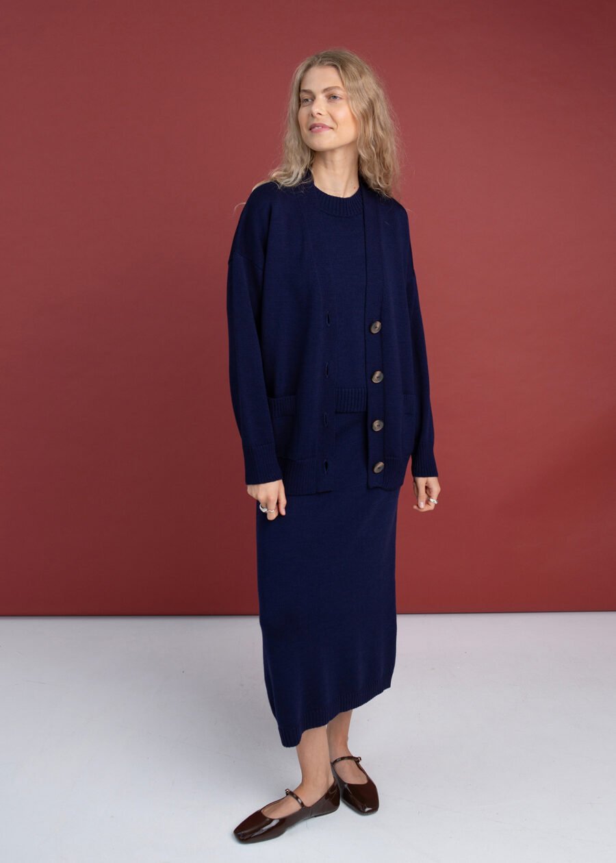 Merino Wool Three-Piece Set in Dark Blue
