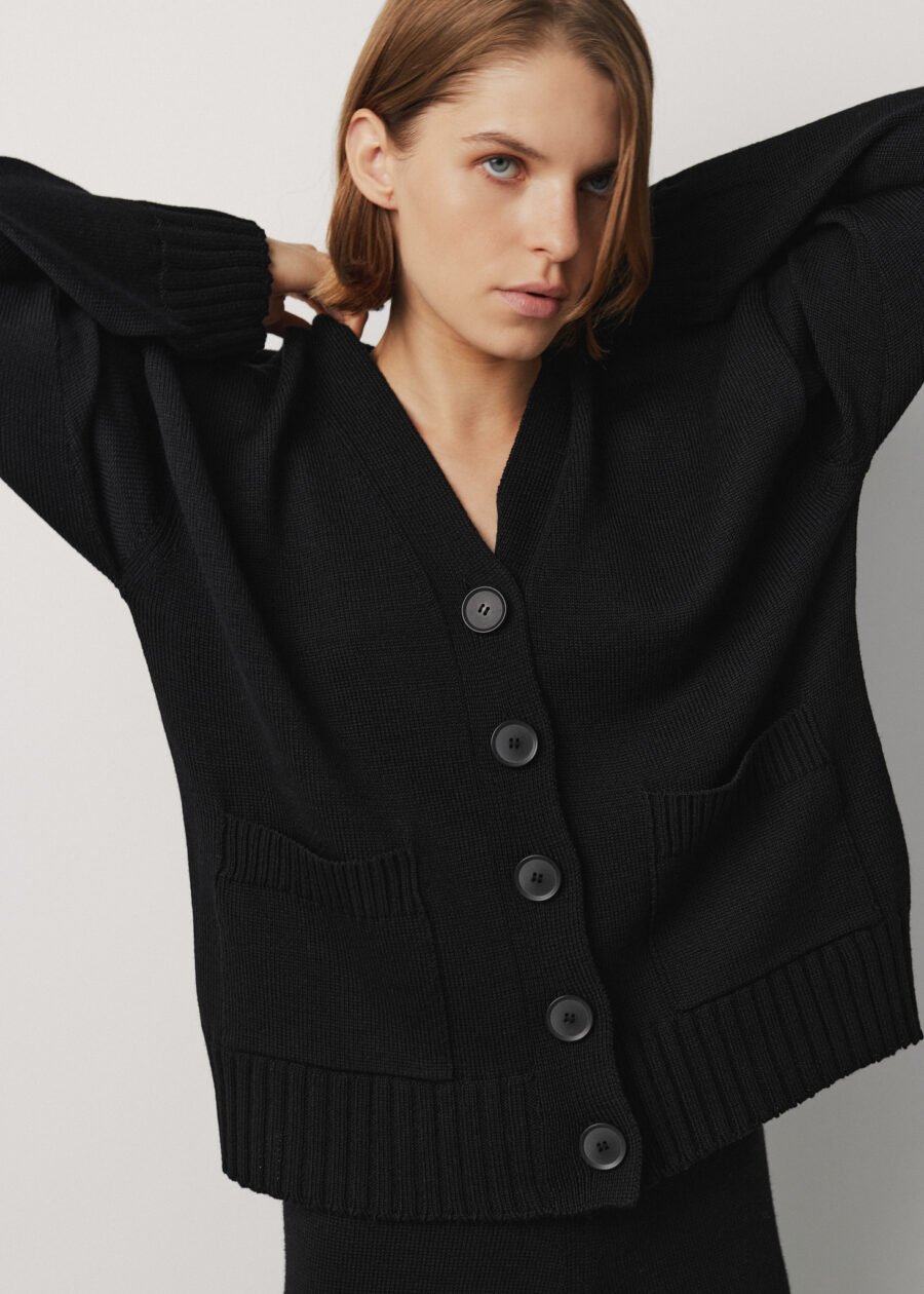 MONALA_16211 Merino Wool Button-Up Cardigan