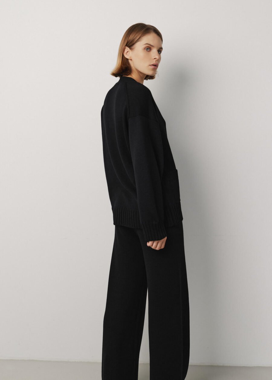 MONALA_16240 Merino Wool Button-Up Cardigan