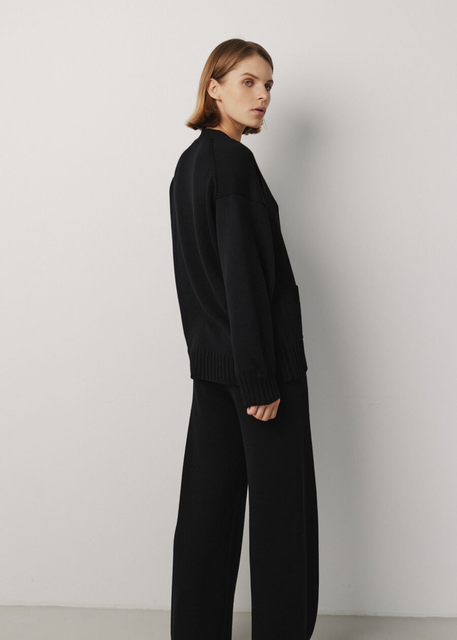MONALA_16240 Merino Wool Button-Up Cardigan
