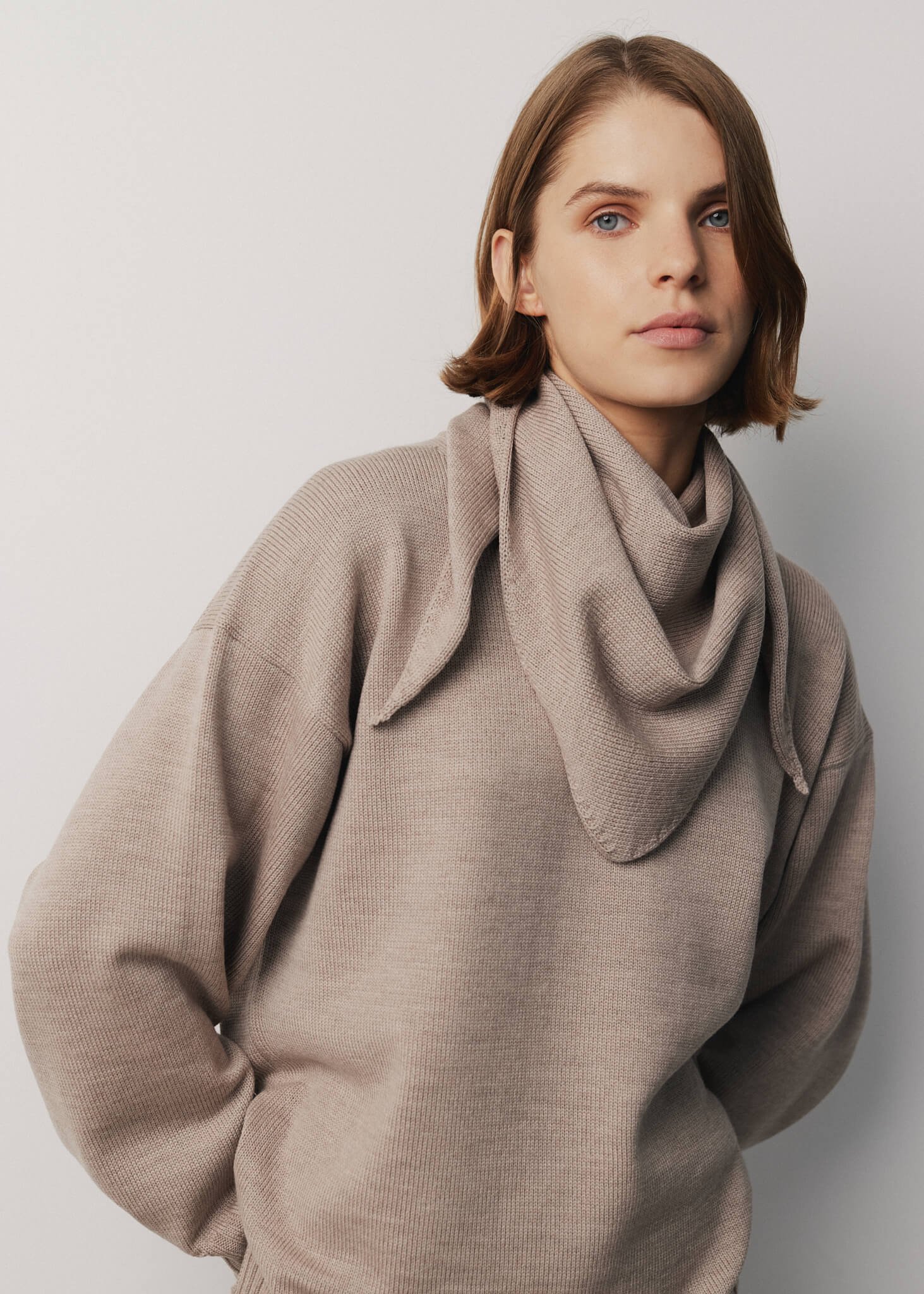 Cream merino wool knitted scarf